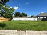 2400 Legend Drive - Photo 1