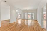 801 Rue Burgundy Street - Photo 3