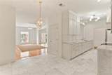 801 Rue Burgundy Street - Photo 8