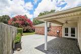 828 Honeysuckle Street - Photo 15