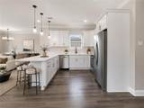 2301 Weyer Street - Photo 11