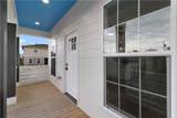 2301 Weyer Street - Photo 2
