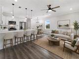 2301 Weyer Street - Photo 8