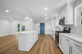 1813 Woodlawn Avenue - Photo 9