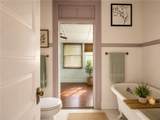 1915 Octavia Street - Photo 40