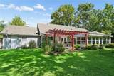 565 Barbara Place - Photo 16