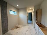 429 La Branch Place - Photo 14