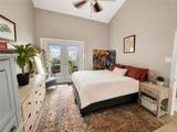 207 Parkview Boulevard - Photo 3