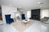 502 Burgander Drive - Photo 2