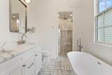 2427 Laurel Street - Photo 15