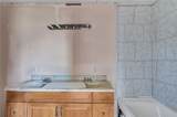 2115 Weyer Street - Photo 11