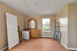2115 Weyer Street - Photo 9