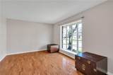 2128 Leslie Street - Photo 6