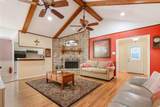 4336 Delaware Avenue - Photo 3