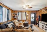 805 Hewitt Road - Photo 4