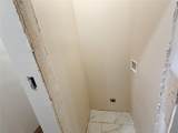 1600 Bodenger Boulevard - Photo 17