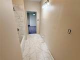 1600 Bodenger Boulevard - Photo 20