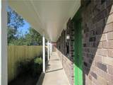 588 Oak Avenue - Photo 2