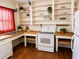 918 10TH Street - Photo 4