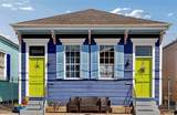 2527 Laurel Street - Photo 1