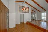 136 Linda Court - Photo 4