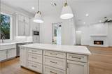 2016 Kingswood Drive - Photo 10