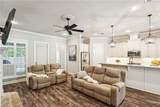 2064 Molitor Street - Photo 6