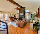 110 Honeywood Drive - Photo 3