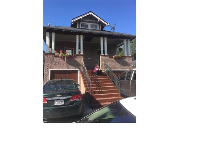 2328 Cambronne Street - Photo 1