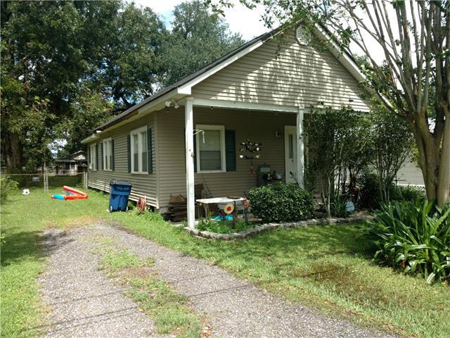 904 Mongrue Street - Photo 1