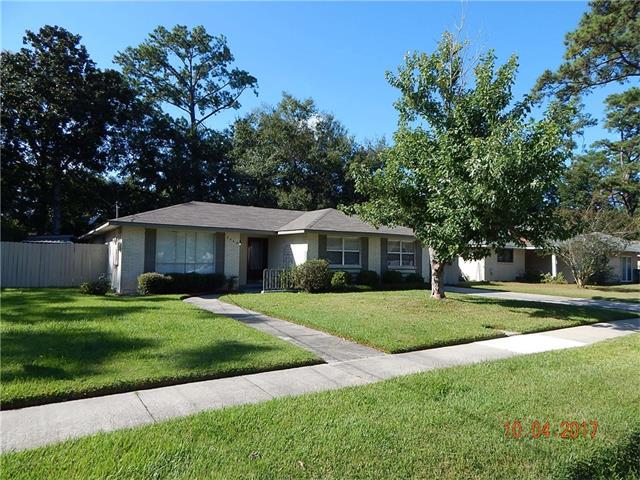 3849 Oxford Street - Photo 1
