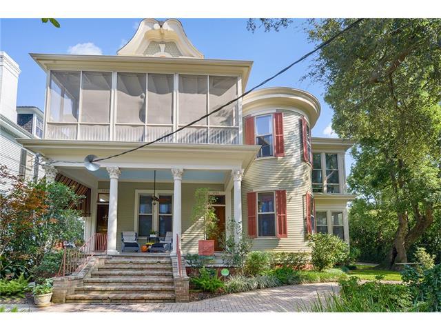 1731 Calhoun Street - Photo 1