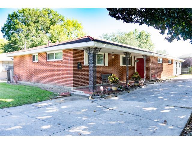 601 Beverly Garden Drive - Photo 1