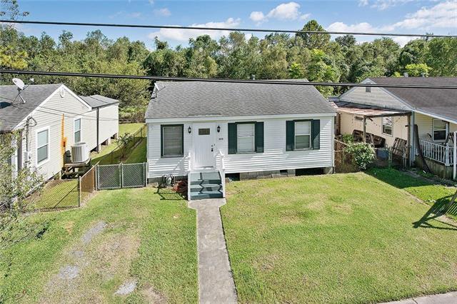 523 Center Street - Photo 1