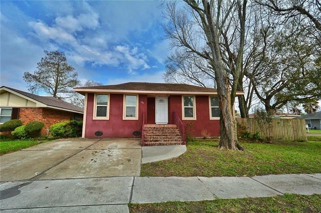 106 Houston Drive - Photo 1
