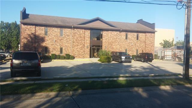 4508 Clearview Parkway - Photo 1