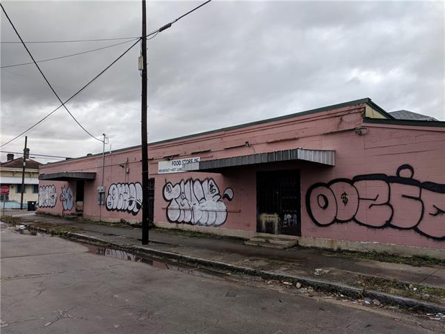 326 Roman Street - Photo 1