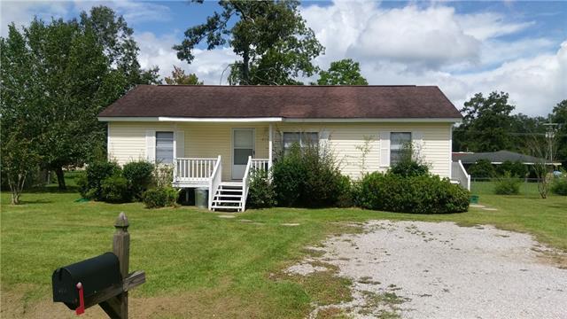 672 Oak Street - Photo 1