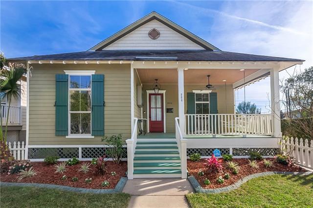 806 Florida Boulevard - Photo 1
