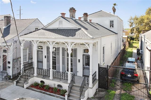 610 Louisa Street - Photo 1