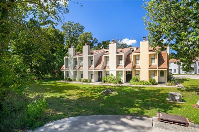 302 Mariners Boulevard - Photo 1