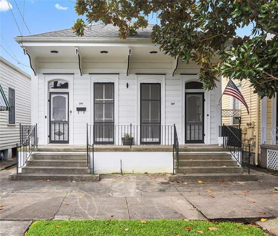 327-329 Delaronde Street - Photo 1