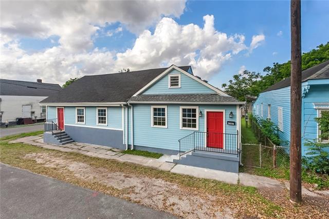 6301 Dauphine Street - Photo 1