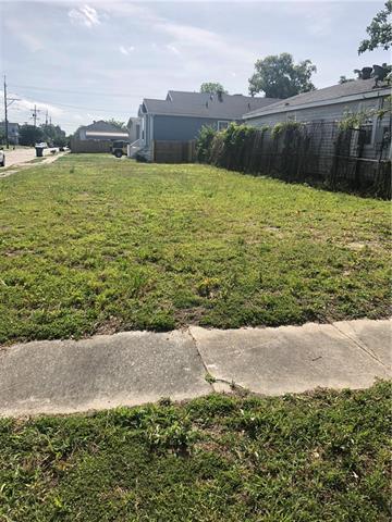 4941 Pauger Street - Photo 1