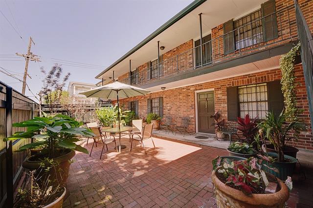 1629 Toledano Street - Photo 1