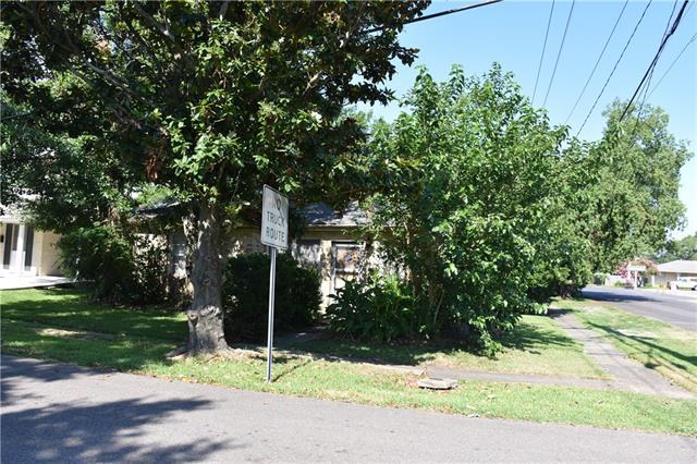 1454 Aztec Avenue - Photo 1