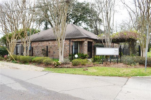 912 Morris Avenue - Photo 1
