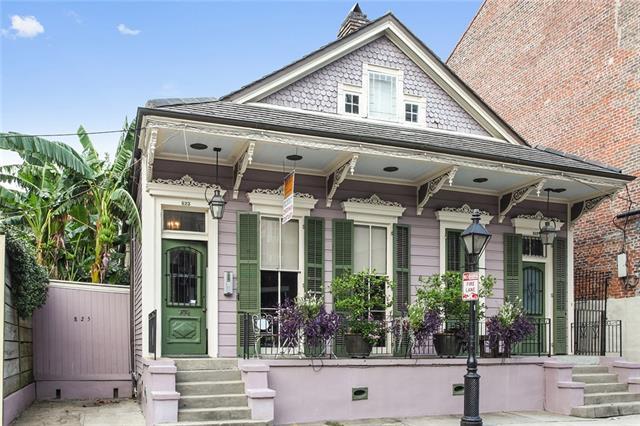 823 Burgundy Street - Photo 1