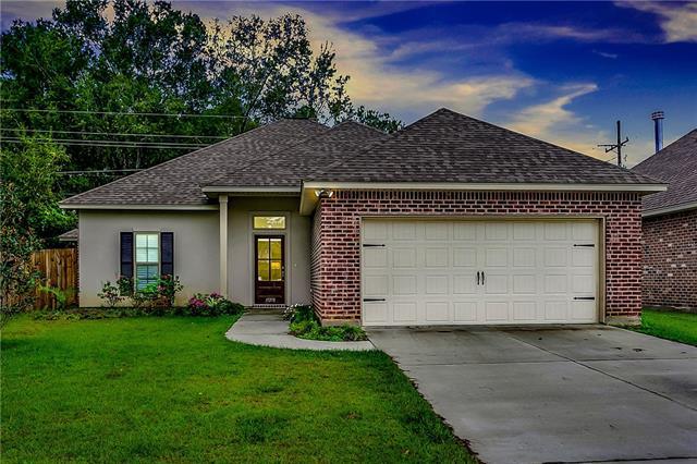 17258 Paddock Circle - Photo 1