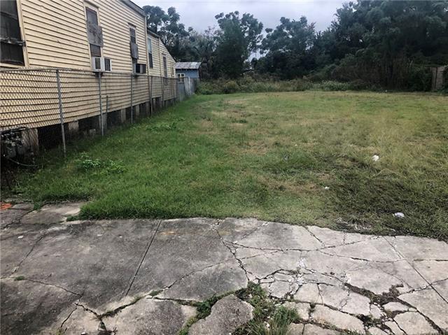 1618 Annette Street - Photo 1
